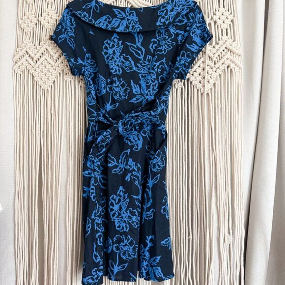 Free People Draped Collar Floral Mini Dress Size 4 EUC - Picture 2 of 6